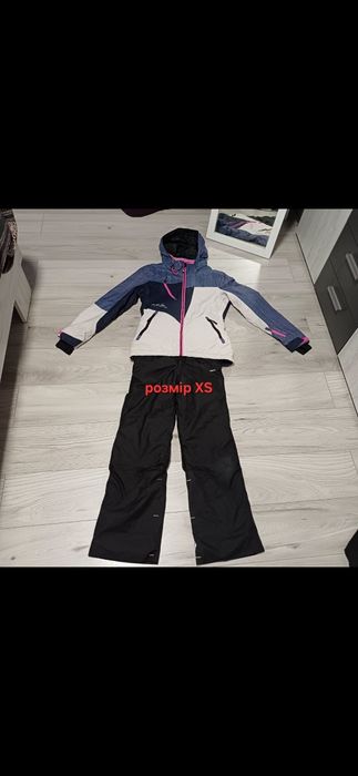 Продам лижні  костюми XS,S