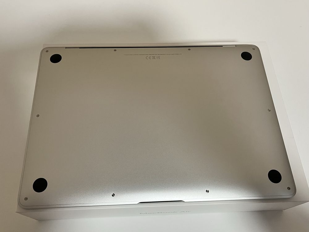 MacBook Air 13 Silver 1,6GHz/8Gb/128Gb A1932 09/2019 MVFK2UA/A