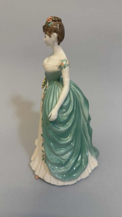 Figurka z porcelany Coalport