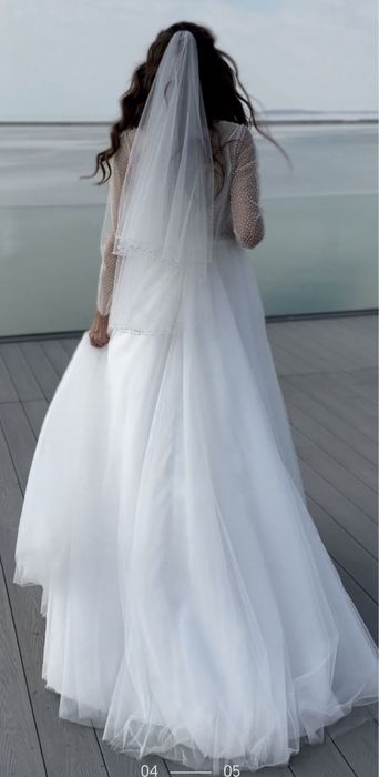 Гарна Весільна сукня