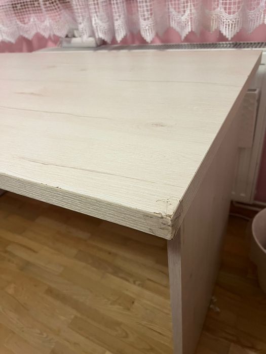 Ładne jasne biurko Bodzio stan bdb