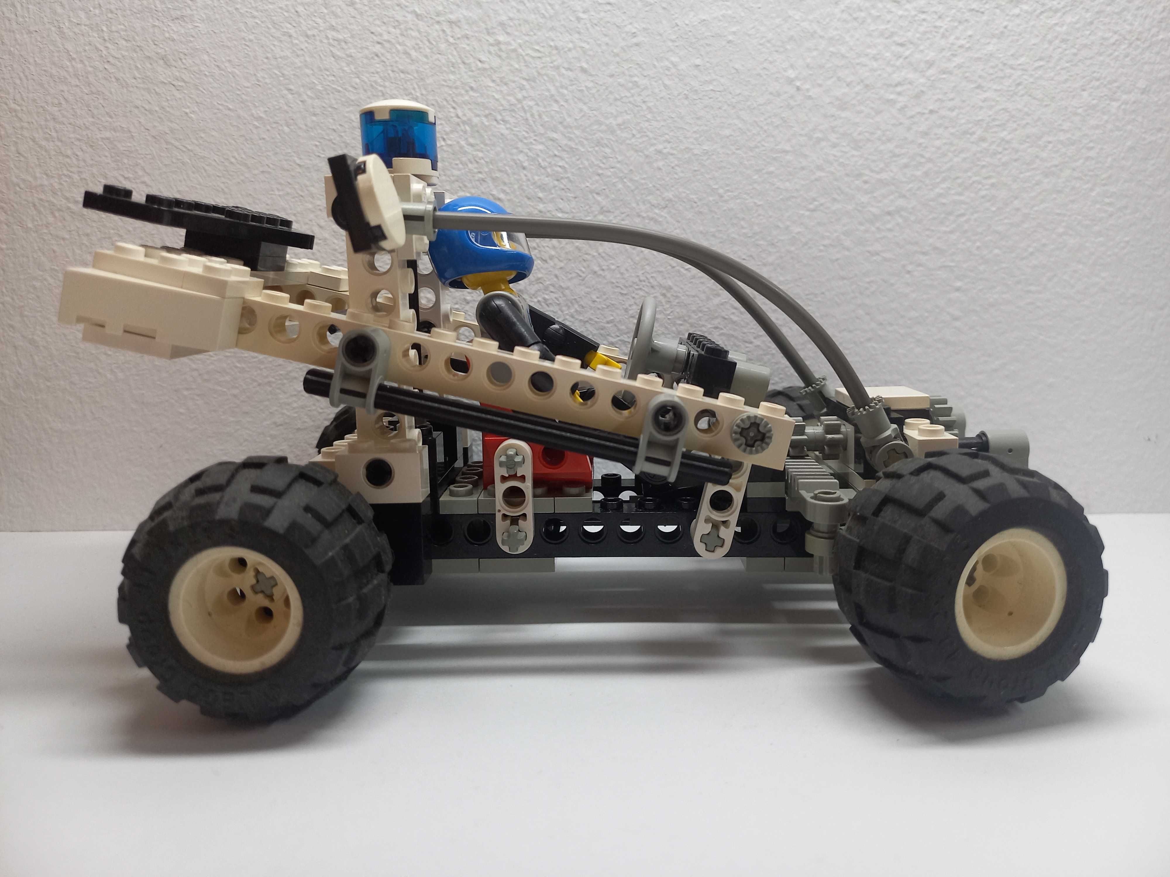 LEGO Technic 8230 Coastal Cop Buggy