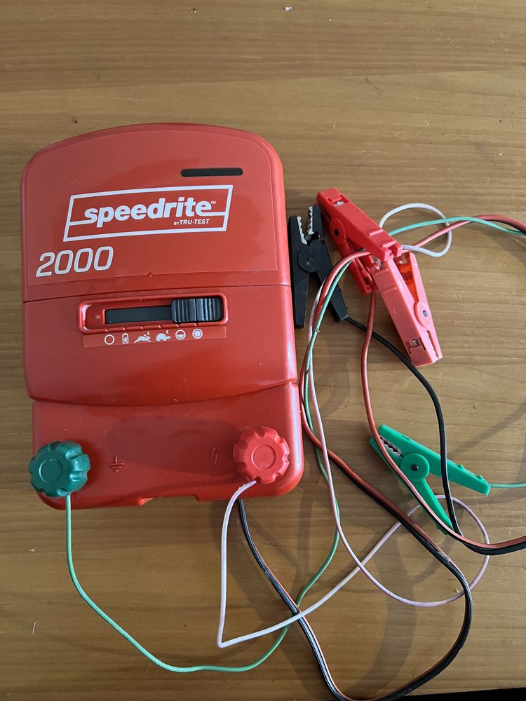 Speedrite 2000 pastuch, elektryzator