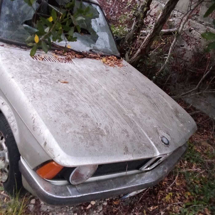 BMW   E 21. Para peças