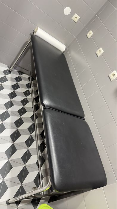 Marquesa metalica, encosto rebativel