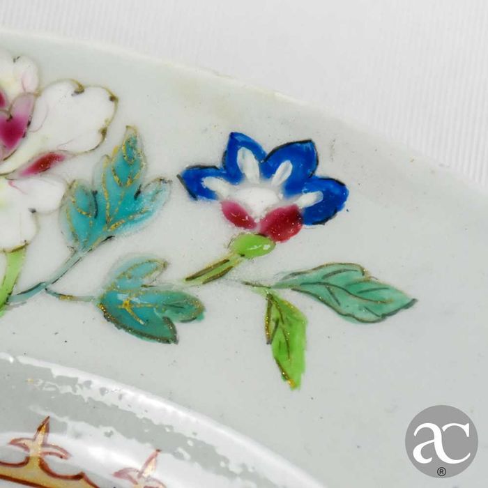 Prato porcelana China, Família Rosa, Dinastia Qing Qianlong séc. XVIII