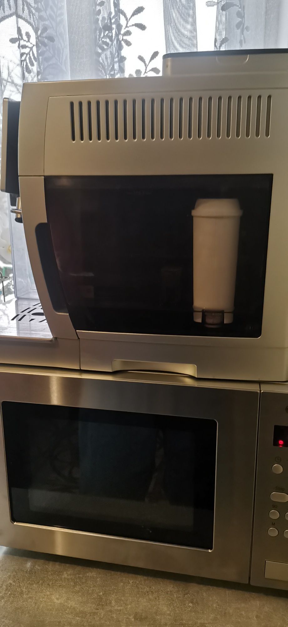 Кавомашина Delonghi ECAM23.460.8