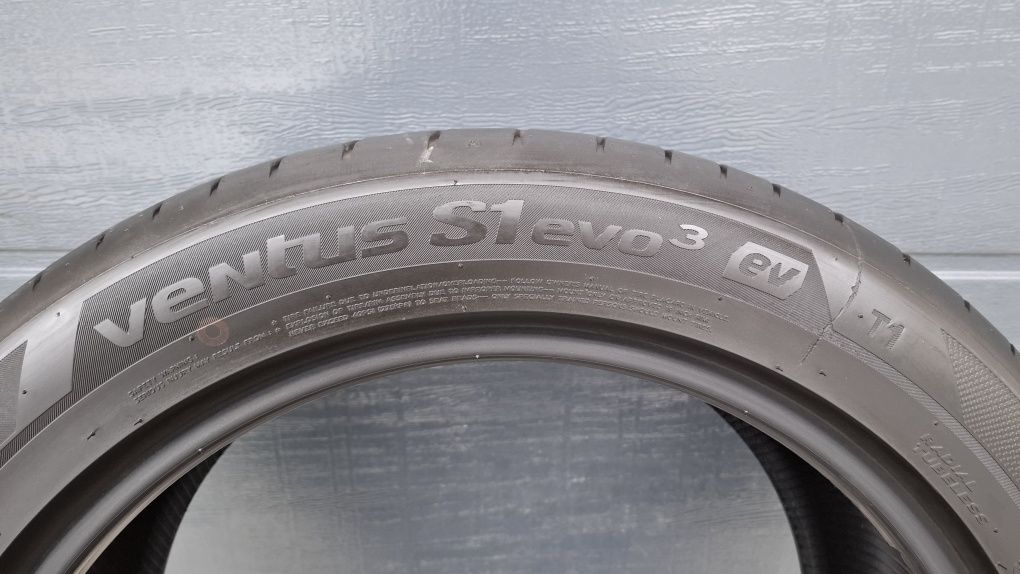 Hankook 255/45 R19 Ventus 2023