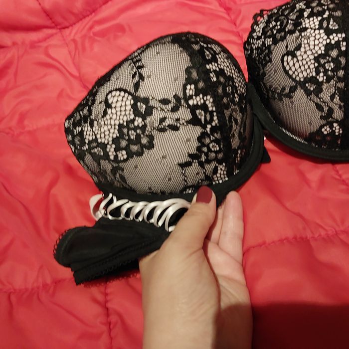 Stanik, biustonosz koronka rozm.85C