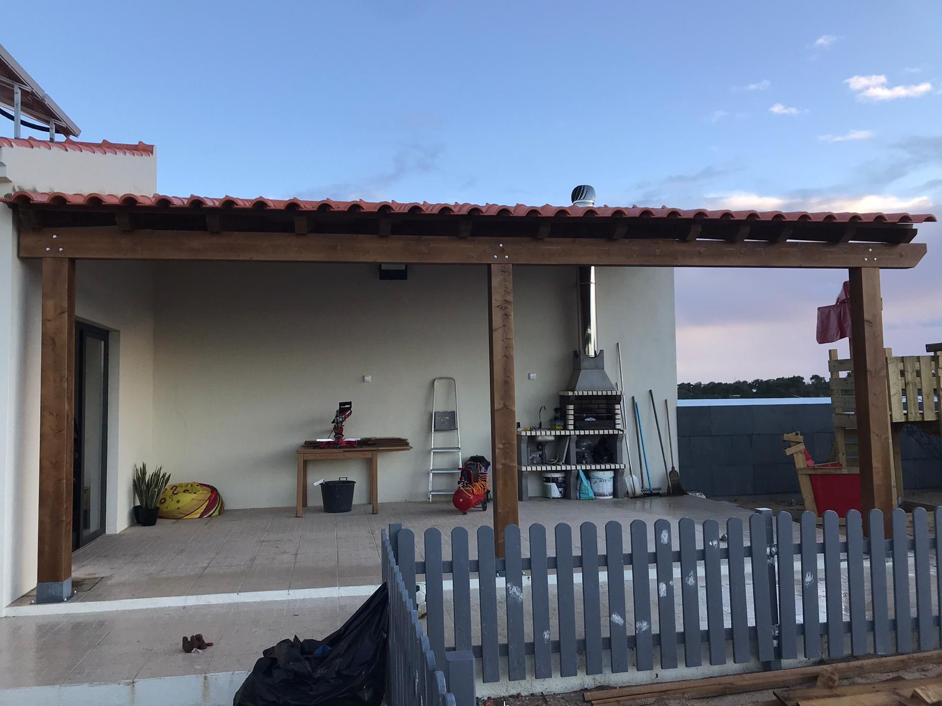 Pérgulas telheiro em madeira. Em todo o país. Cobertura