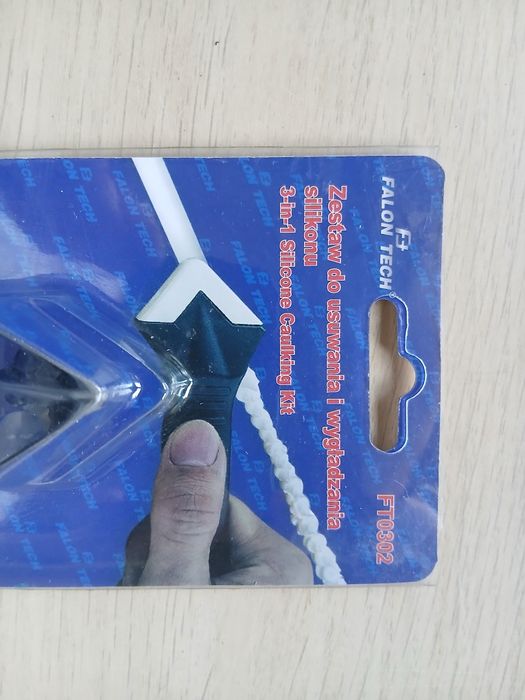 Zestaw do usuwania i wygładzania silikonu