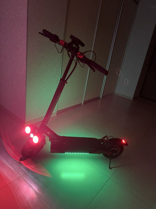 Електро самокат Kugo kirin m4 pro plus с гарантией