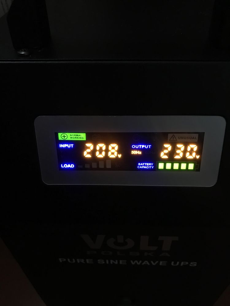 ДБЖ Станція з 12v на 220v + вмонтований акумулятор на 45 Ah Volt