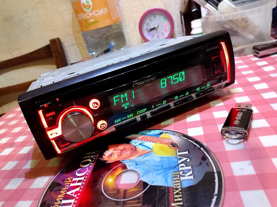 Магнитола Pioneer BT