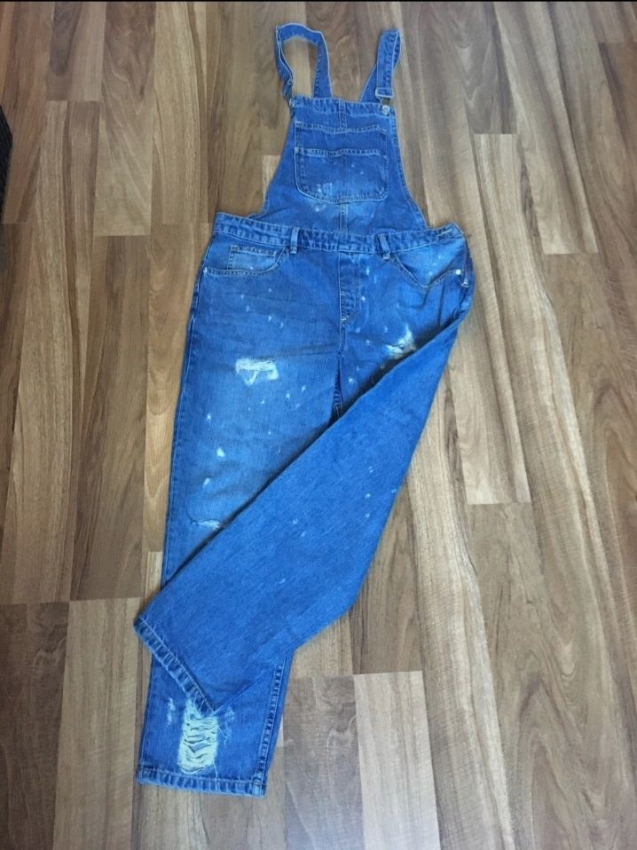 Ogrodniczki zara jeans jeansowe spodnie jeansy m przetarcia