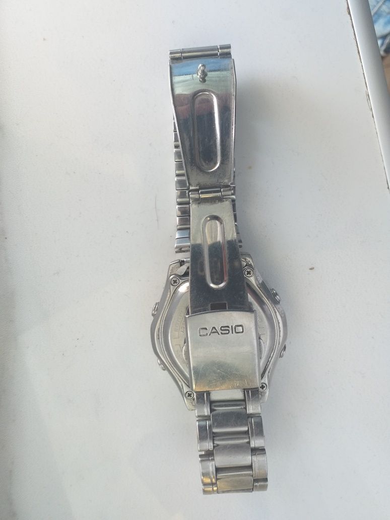 Sprzedam zegarek Casio