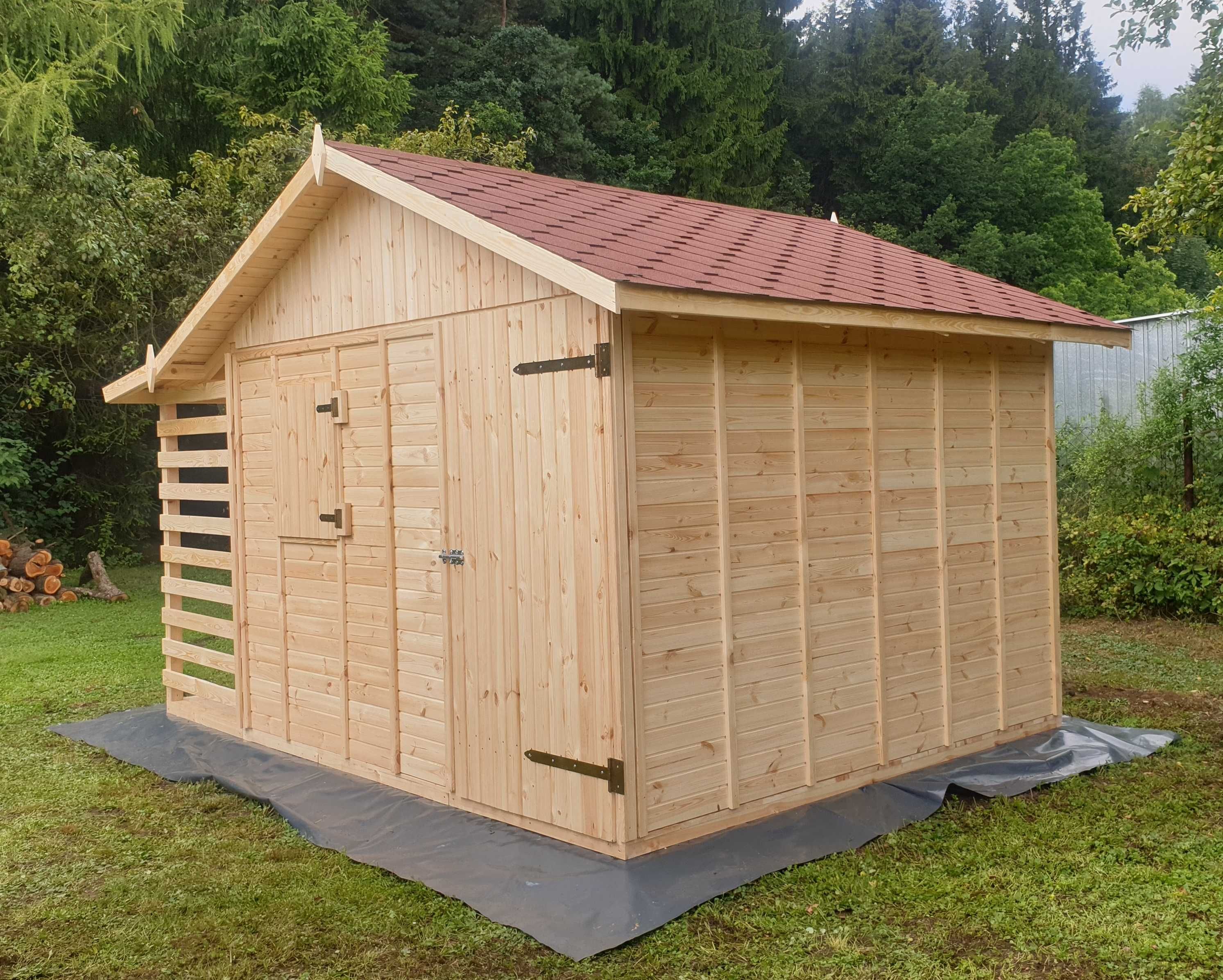 Domek ogrodowy drewniany 3×3 m z drewutnią 1×3 m Drewutnia Szopa 12m2