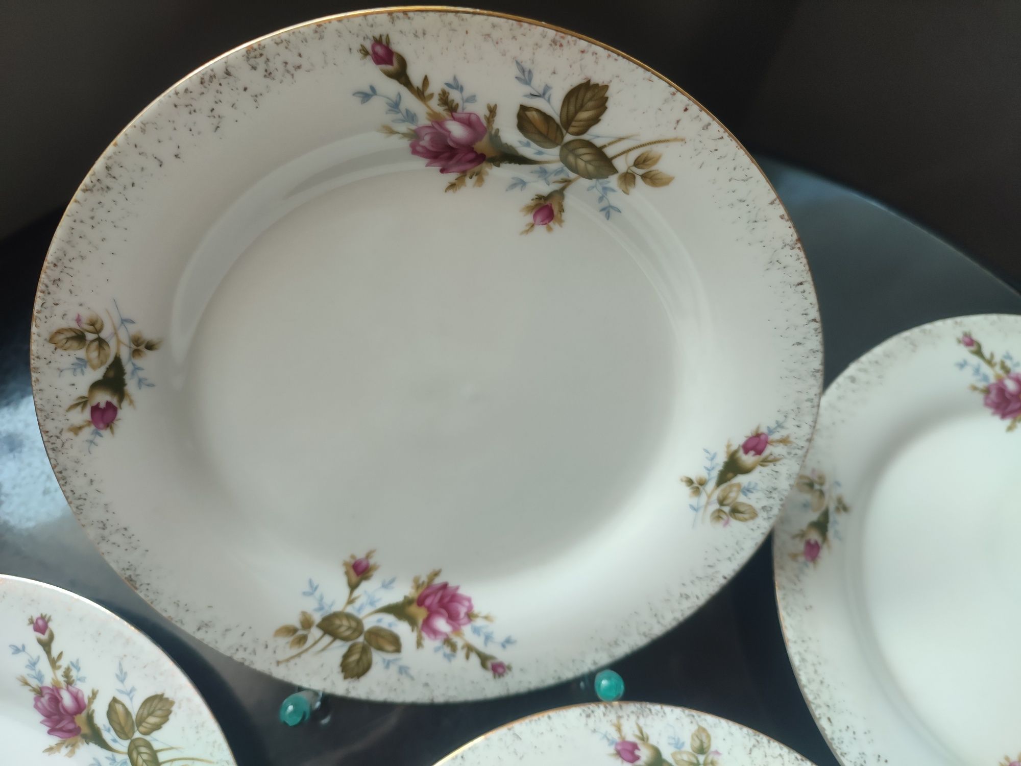 Śliczny zestaw sześciu talerzy deserowych porcelana Viva Italia