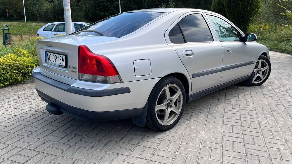 Volvo S60 2.3T LPG 250KM