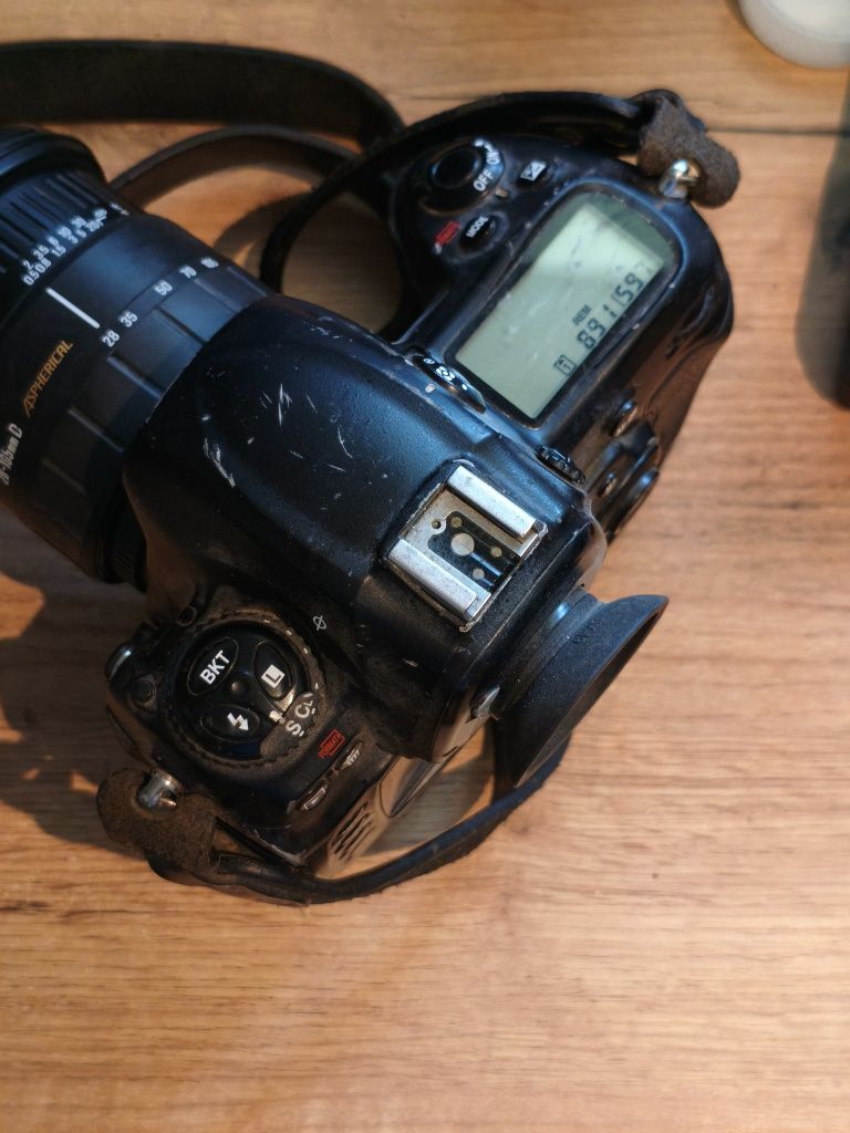Nikon d3 z obiektywem