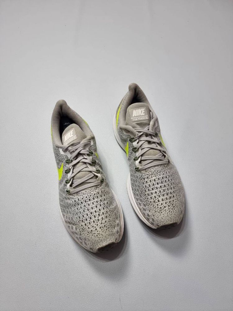 Кросівки Nike 41 26,5 см