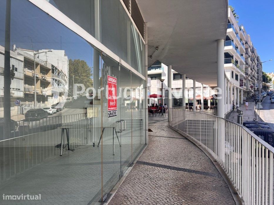 Loja para Investimento no Empreendimento Liberdade Atrium - Cova da...