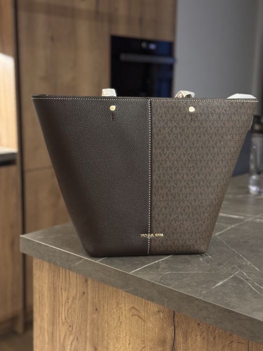 Оригінальна жіноча сумка Michael Kors