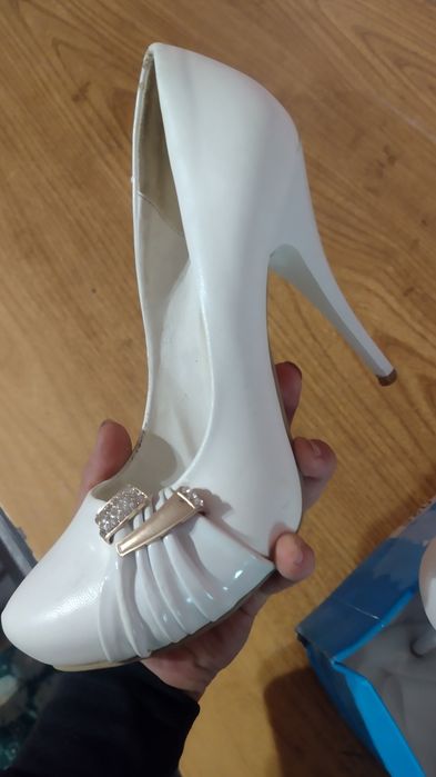 Туфлі 39 розмір ціна 300 грн