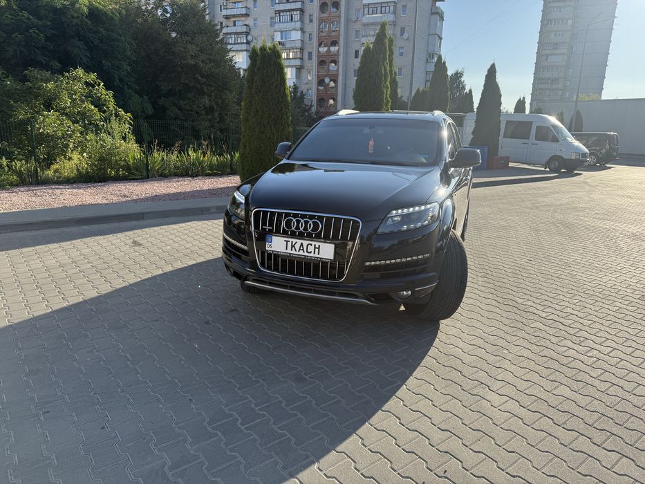 Audi Q 7 2013 рік