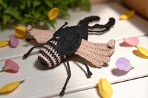 Żuczek amigurumi maskotka dekoracja