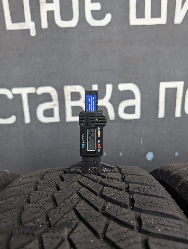 Комплект зимових шин Bridgestone 225/45 R17 225*45 17 Blizzak LM 005