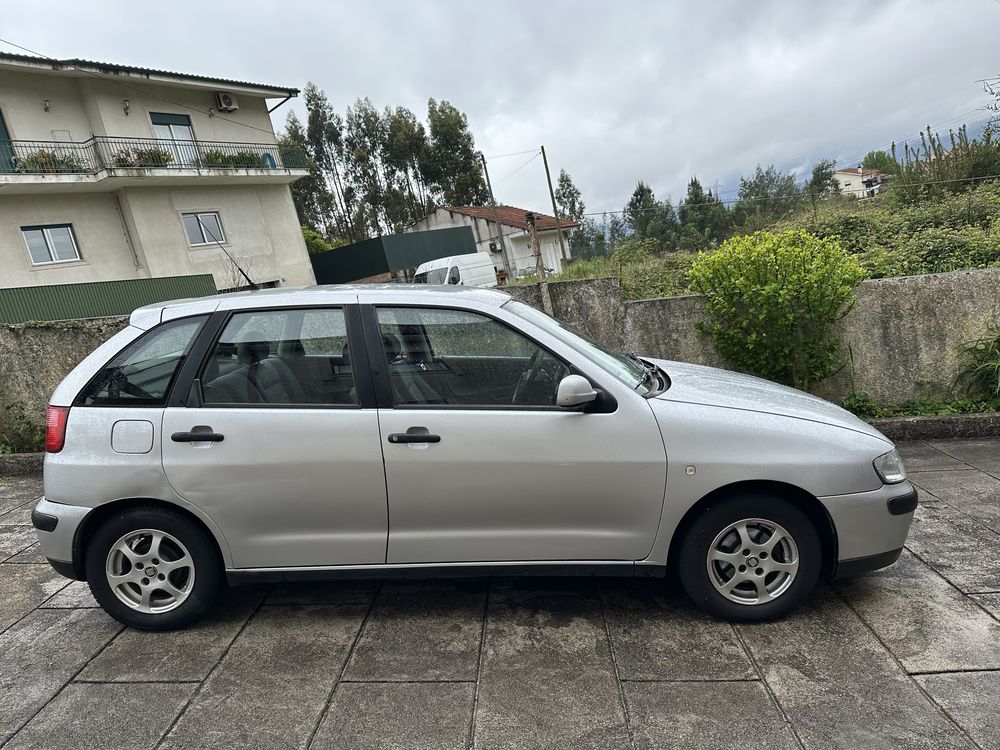 Vendo seat ibiza 1.0 MPI