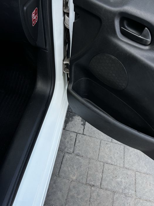 Peugeot 207 1.4 газ - бензин. Переоформлення