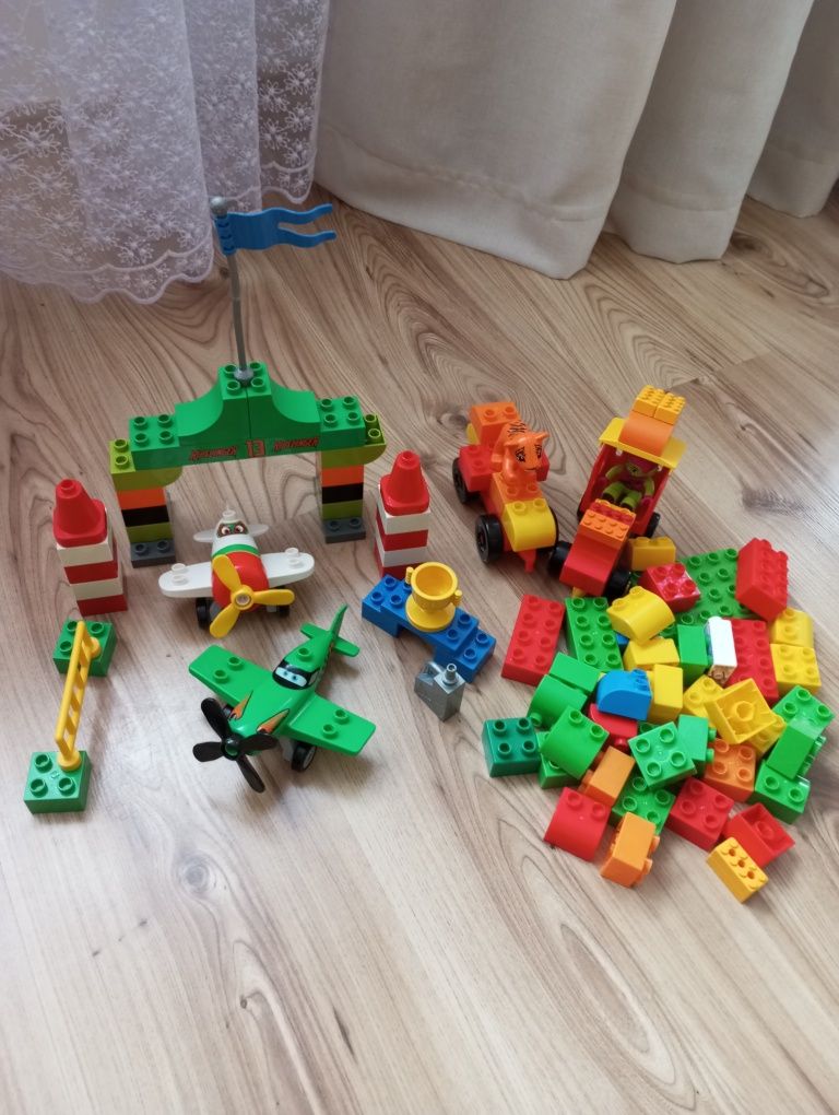 LEGO Duplo samoloty 10510+ Gratis klocki Mega Blocs(55szt)t