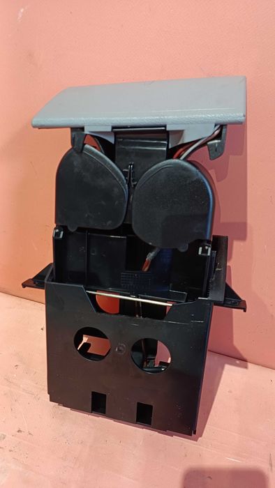 Підстаканник попільниця прикурювач Volkswagen T5 2003-2015