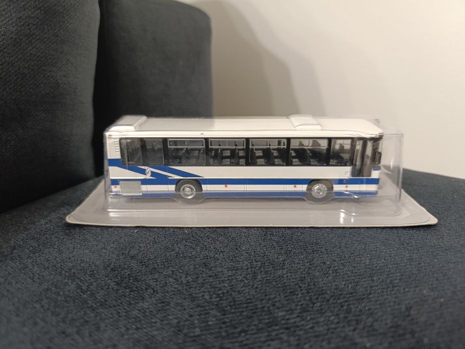 model autobusu z serii Kultowe Autobusy PRL-u. Model Autosan H10 Deago