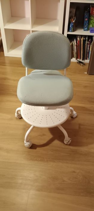 Krzesła obrotowe dzieciece