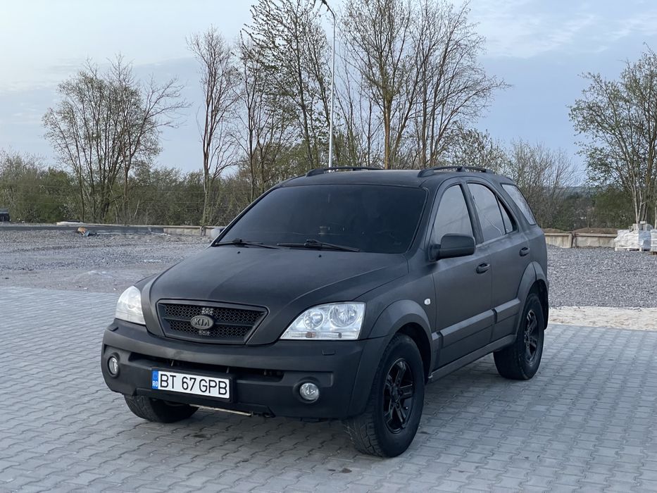 КІА соренто на повному бойовому ходу