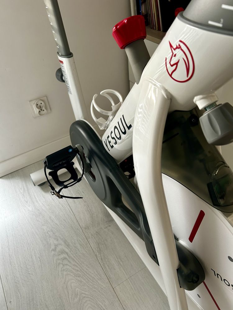 Yesoul biały S3 rower spinningowy