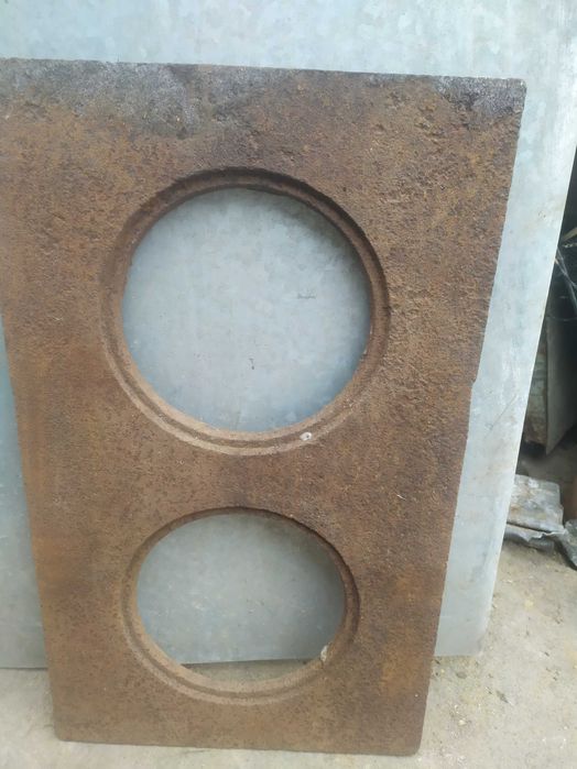 Плиты чугунные для печки , круги и колосники.
