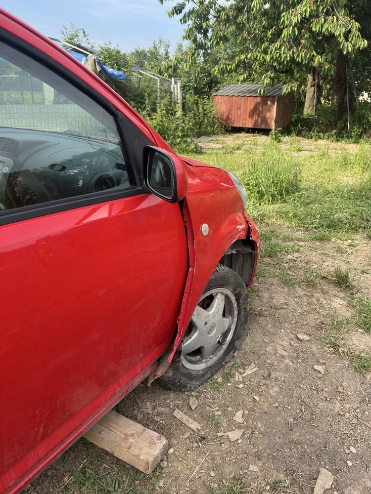 Daihatsu sirion 1.0