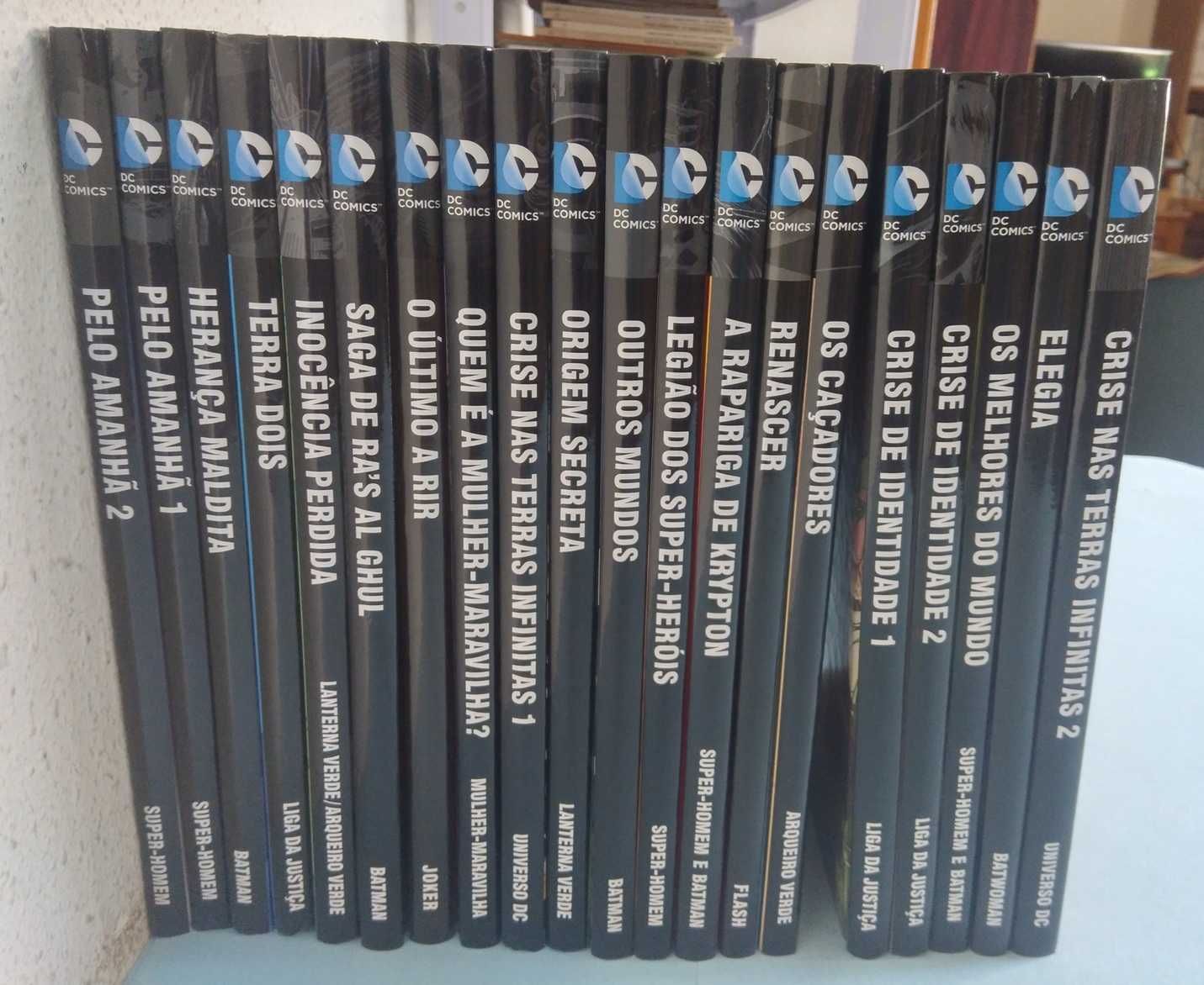 Super Heróis DC Comics , Série I - Editora Levoir 19 volumes