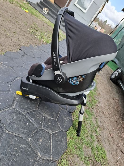 Maxi cosí pebble автокресло до 10-12 кг