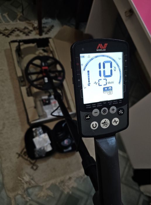 Minelab Equinox 800 металлоискатель металошукач