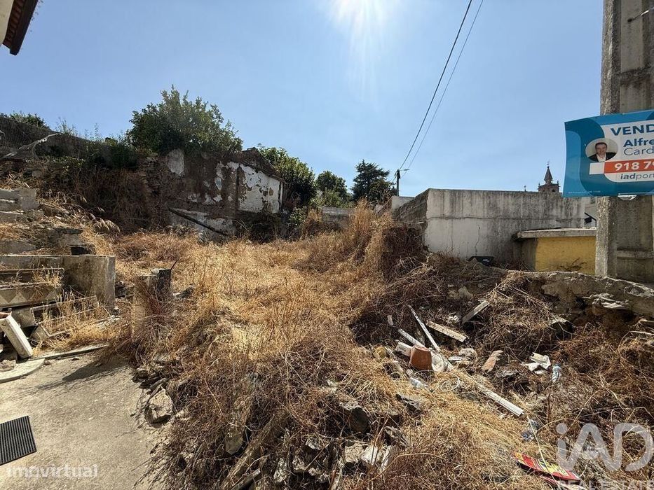 Casa / Villa T2 em Peso da Régua e Godim de 345,00 m2