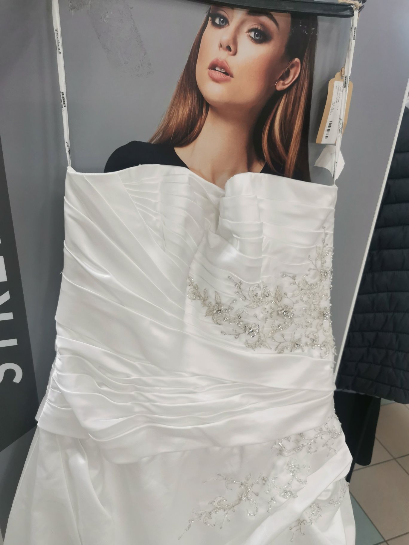 Suknia biała jak nowa Okazja