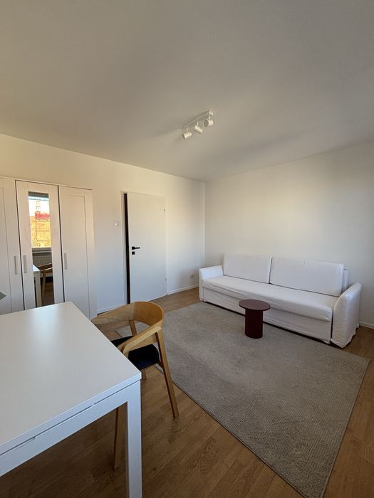 Pokoj w Centrum duzy umeblowany Parking/2 łazienki