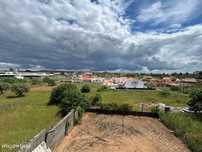 Moradia T3 com logradouro - Tomar