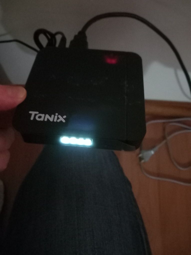 Box Android Tanix 4 GB/32GB