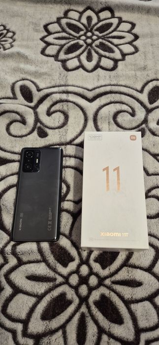 Телефон Xiaomi 11T